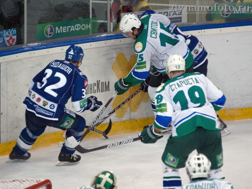 03/11/2010 Динамо - Салават Юлаев (2-4)