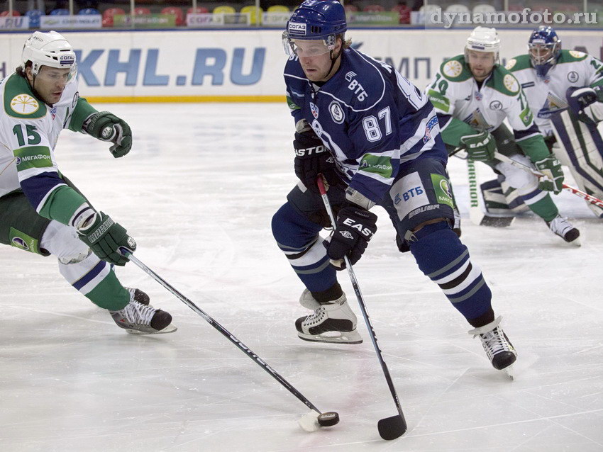 17.11.2011 Динамо - Салават Юлаев (7-3)