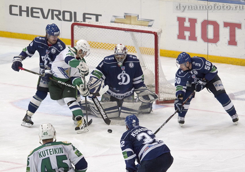17.11.2011 Динамо - Салават Юлаев (7-3)