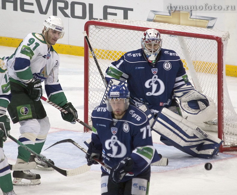 17.11.2011 Динамо - Салават Юлаев (7-3)