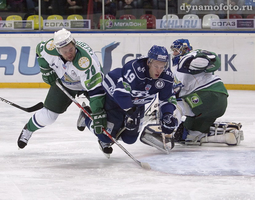 17.11.2011 Динамо - Салават Юлаев (7-3)