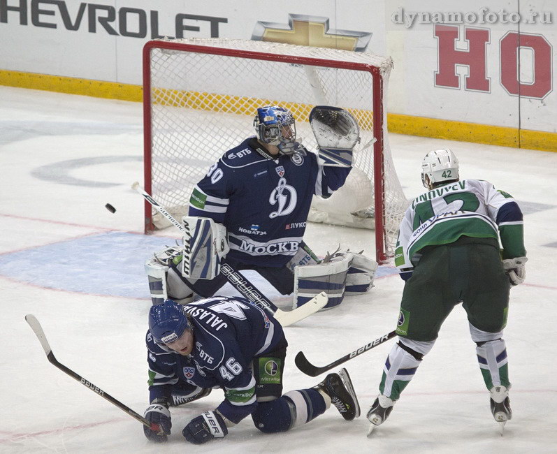 17.11.2011 Динамо - Салават Юлаев (7-3)