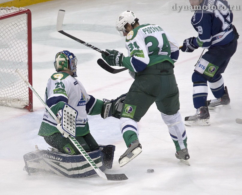 17.11.2011 Динамо - Салават Юлаев (7-3)