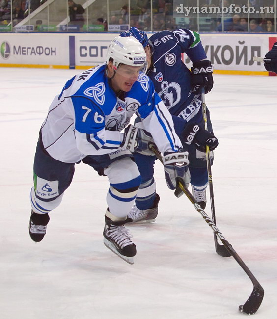 19/11/2011 Динамо - Нефтехимик (1-2)