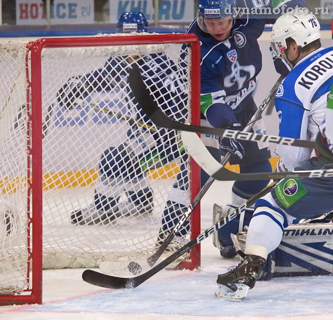 19/11/2011 Динамо - Нефтехимик (1-2)