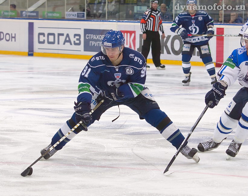 19/11/2011 Динамо - Нефтехимик (1-2)