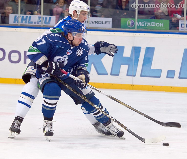 19/11/2011 Динамо - Нефтехимик (1-2)