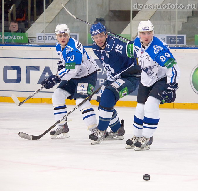 19/11/2011 Динамо - Нефтехимик (1-2)