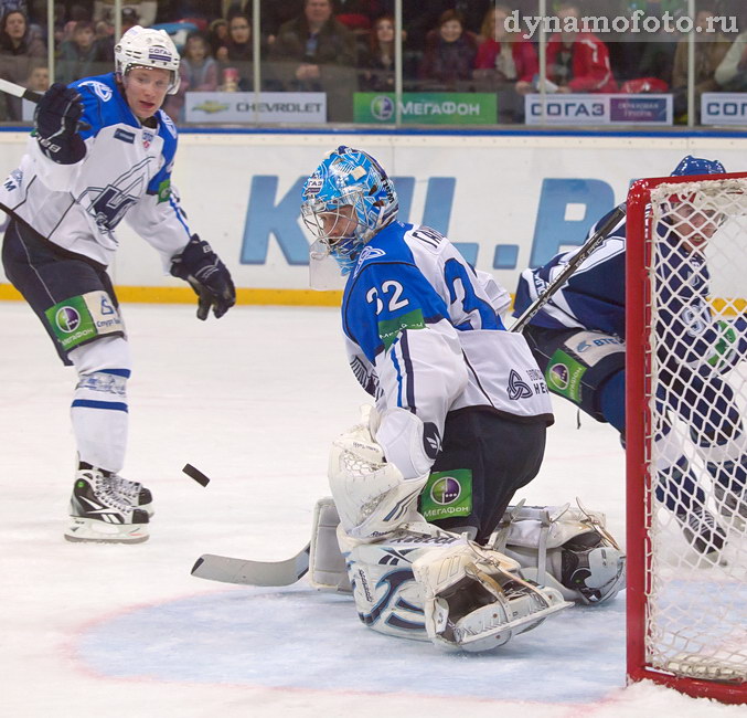 19/11/2011 Динамо - Нефтехимик (1-2)